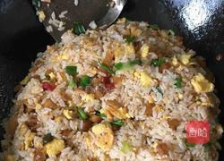 酱菜笨鸡蛋炒饭的做法图解5