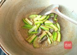 爆炒海参丝瓜的做法图解4