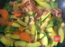 鹅肉炒南瓜的做法图解6