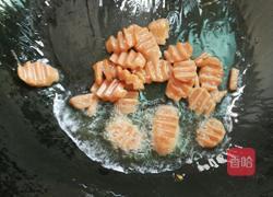 绿豆芽炒火腿肠的做法图解5