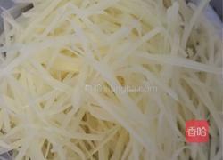五彩豆芽菜土豆丝的做法图解3
