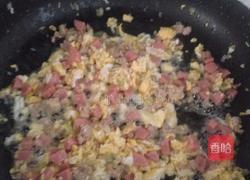 卷心菜炒饭的做法图解2