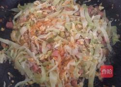 卷心菜炒饭的做法图解3