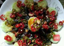 凉拌黄瓜皮蛋的做法图解4