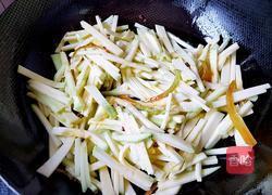 彩椒炒南瓜条的做法图解6