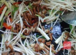 韭黄豆芽炒肉丝的做法图解9