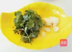 彩椒拌黑木耳的做法图解2