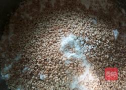 芝麻香葱薄饼的做法图解1