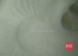 戚风蛋糕的做法图解8