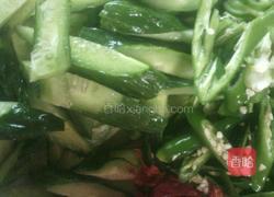 辣椒黄瓜炒鸡翅的做法图解2