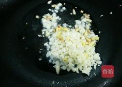 彩椒皮蛋炒肉末的做法图解3