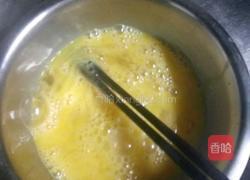 青椒鸡蛋的做法图解2