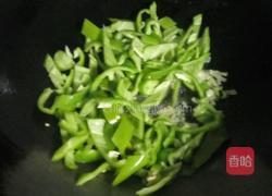 青椒鸡蛋的做法图解3
