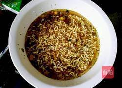 方便牛肉面的做法图解5