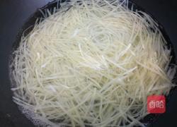 炝拌彩椒土豆丝的做法图解4