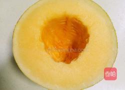 哈密瓜果盘的做法图解3