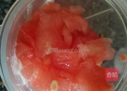 西瓜奶昔的做法图解4