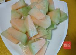 茄汁哈密瓜咕噜肉的做法图解2