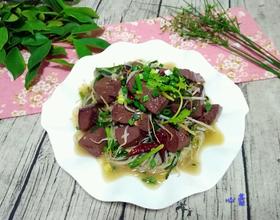 韭菜绿豆芽炒猪红[图]
