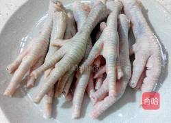扁豆淮山鸡爪汤的做法图解1