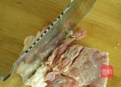 剁香菇丸子的做法图解2