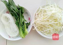 凉拌绿豆芽菠菜粉丝的做法图解1