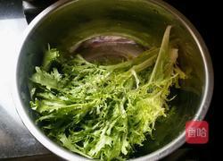 彩椒拌苦菊的做法图解2