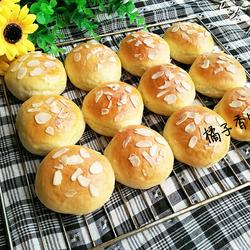 奶油杏仁面包的做法[图]
