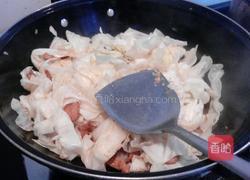 卷心菜炖粉条的做法图解3