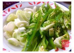 素炒紫甘蓝的做法图解2