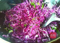 素炒紫甘蓝的做法图解4