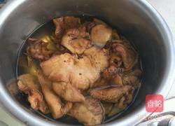 黄焖鸡米饭的做法图解1