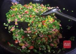 彩椒炒饭的做法图解3