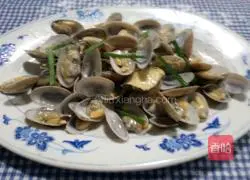 Illustration of how to stir-fry scallops 7