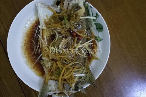 清蒸鲈鱼