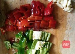 辣椒炒毛豆米的做法图解3