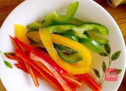 彩椒干煸土豆条的做法图解2