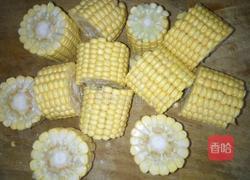 胡萝卜玉米排骨汤的做法图解4