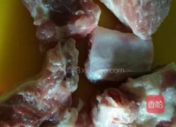 萝卜排骨汤的做法图解1