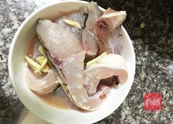 家乡豆腐煮草鱼的做法图解3