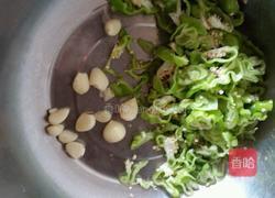 炒菌子的做法图解2