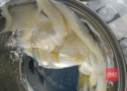 戚风蛋糕的做法图解3