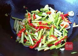 香芹炒蛤蜊的做法图解6