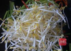芹菜炒绿豆芽的做法图解8