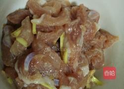 彩椒香菇肉丝的做法图解1