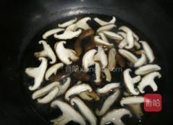 彩椒香菇肉丝的做法图解2