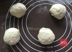 脆底圣女果彩蔬披萨的做法图解4