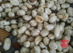 自制剥皮（脱衣）椒盐花生米（简易法）的做法图解5