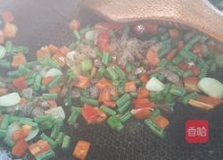 彩椒丁丁炒面的做法图解6