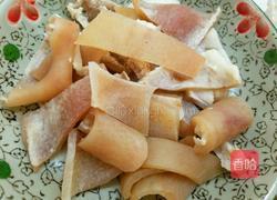 大蒜辣椒蒸猪皮的做法图解4